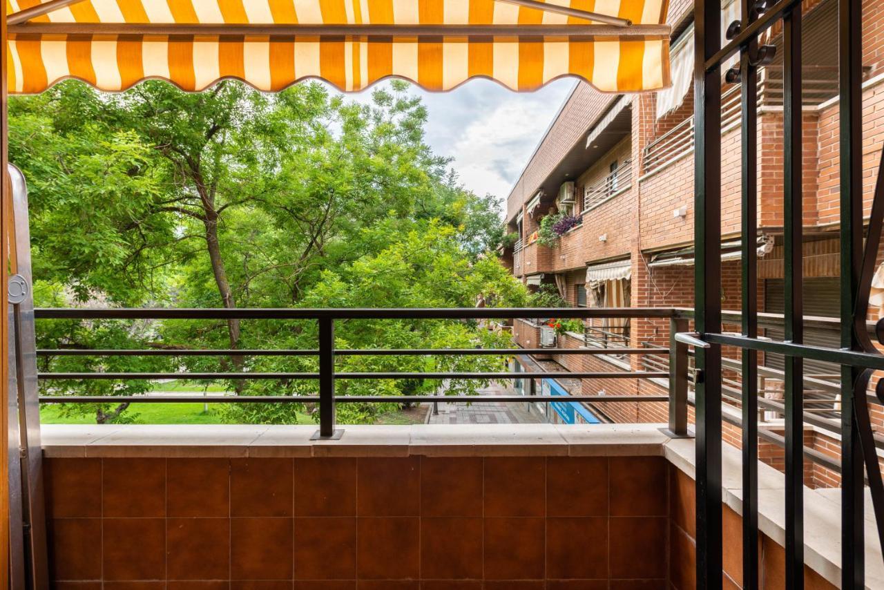 Bonita Habitacion Con Balcon Villaviciosa de Odón Dış mekan fotoğraf